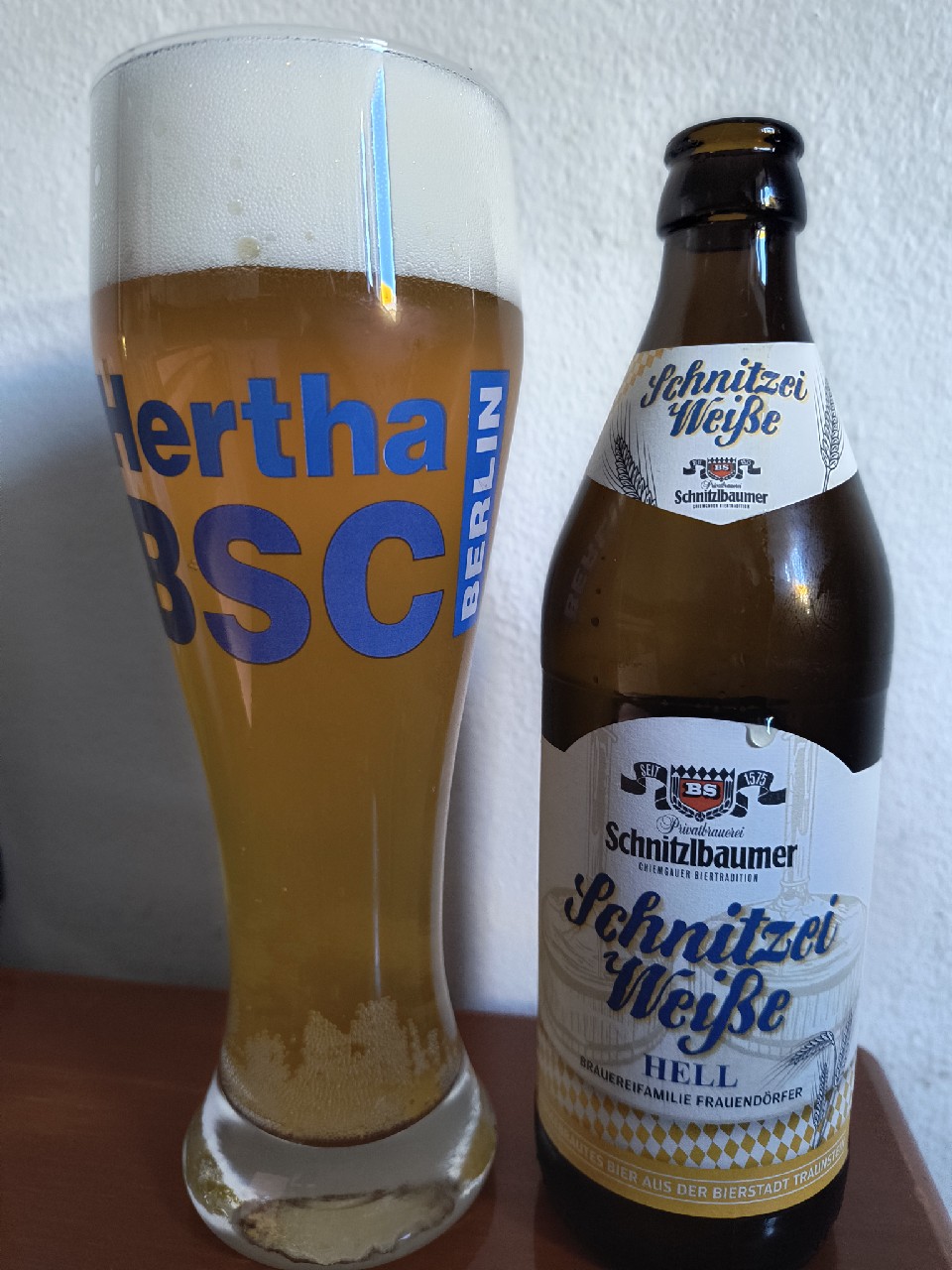 Schnitzei Weiße Hell, Privatbrauerei Schnitzlbaumer