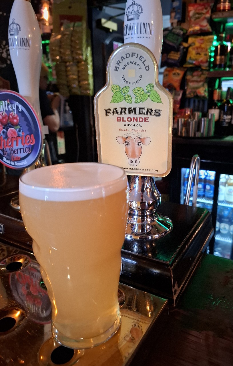Farmers Blonde, Bradfield Brewer