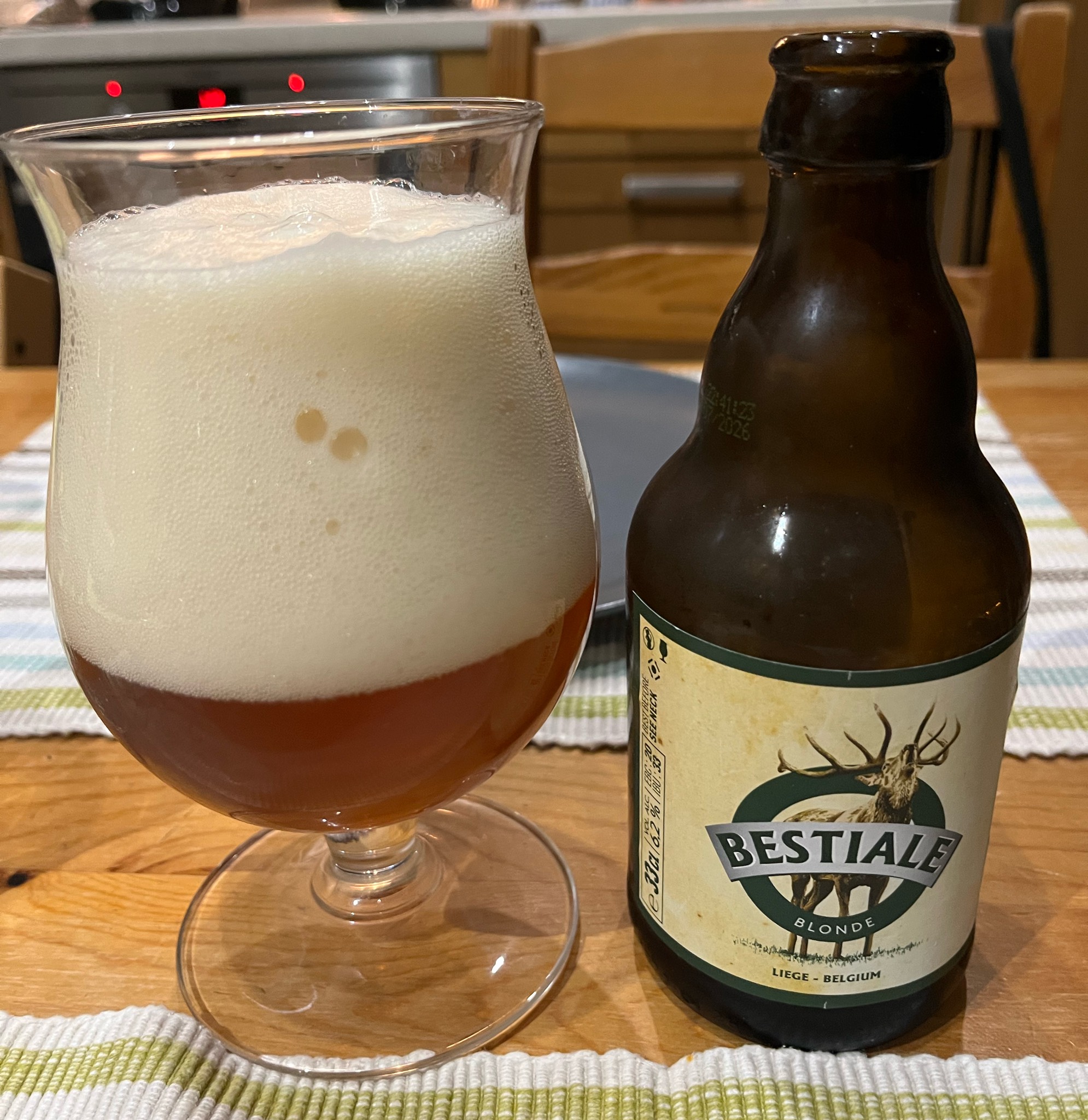 Bestiale Blonde, Bestiale