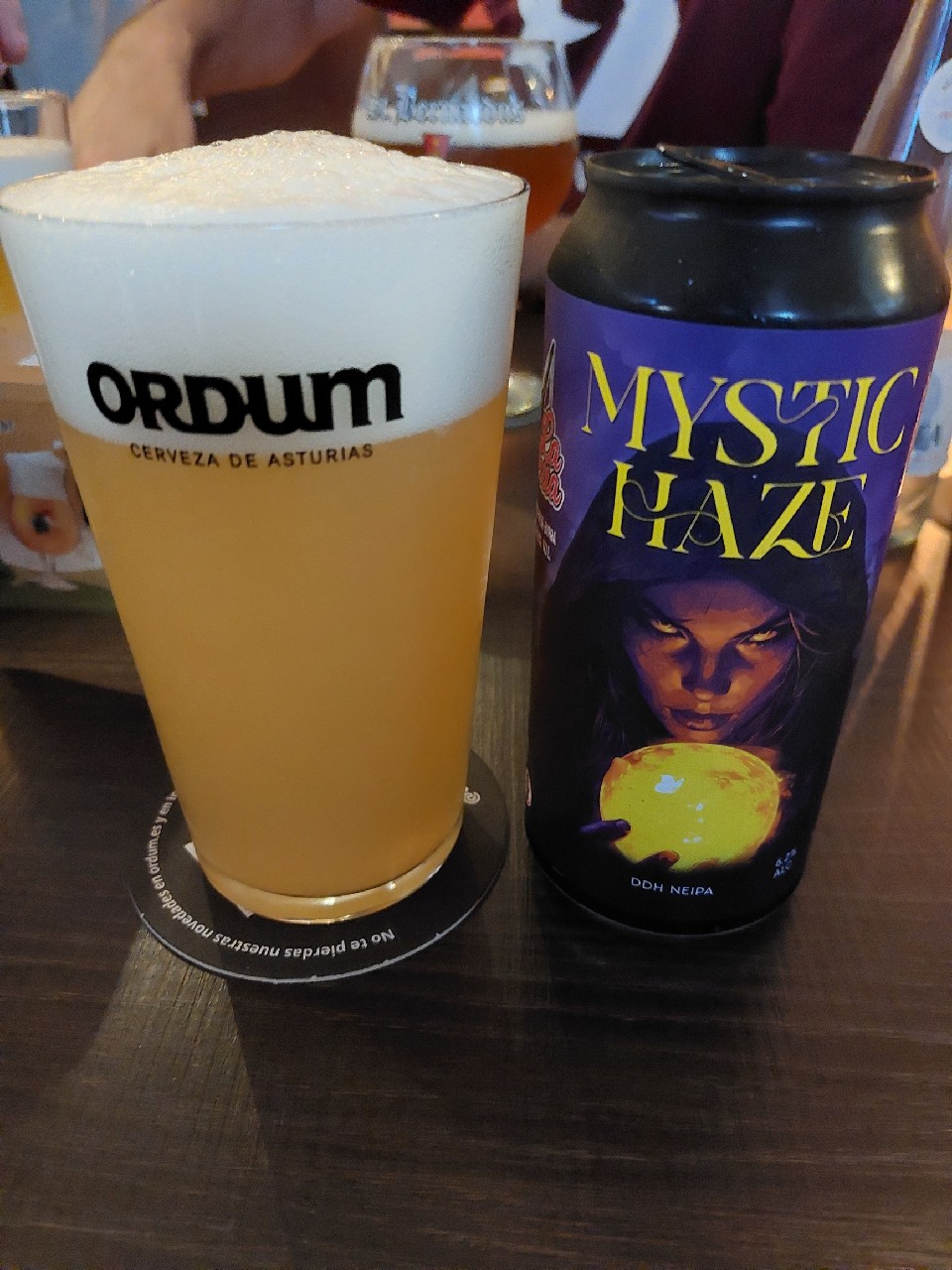 MYSTIC HAZE, La Grúa