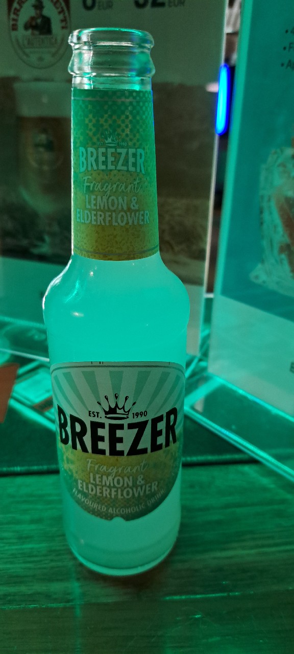 Breezer Lemon & Elderflower, Bermuda