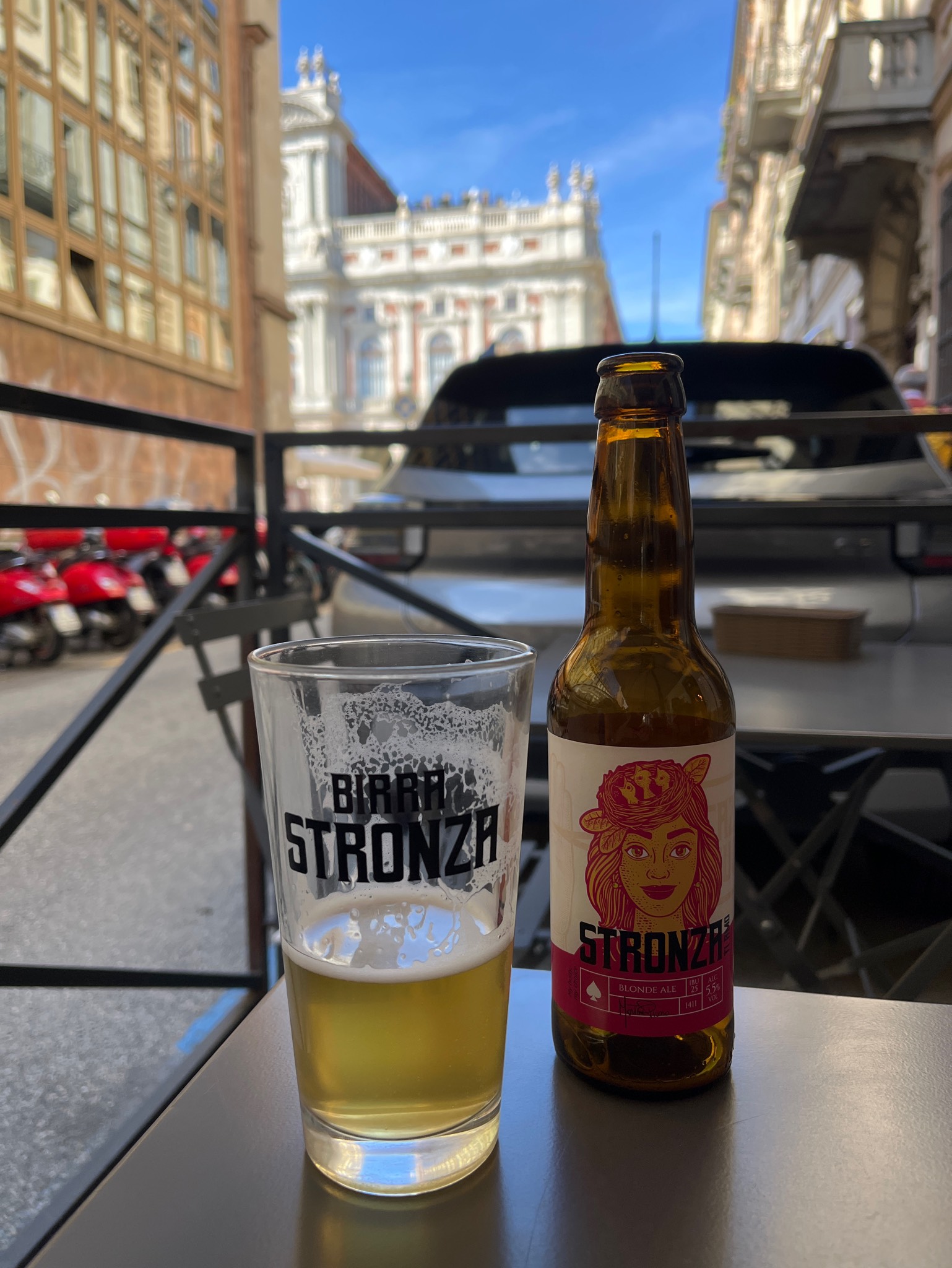 Stronza Ti Amo, Italy