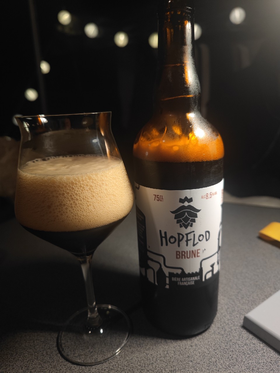 Hopflod Brune, France