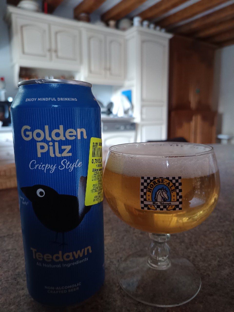 Golden Pilz Crispy Style, TeeDawn