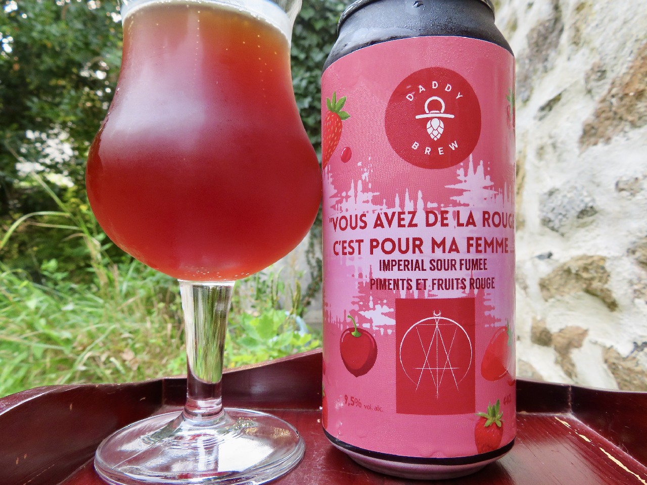 Vous Avez De La Rouge ? C'Est Pour Ma Femme..., France