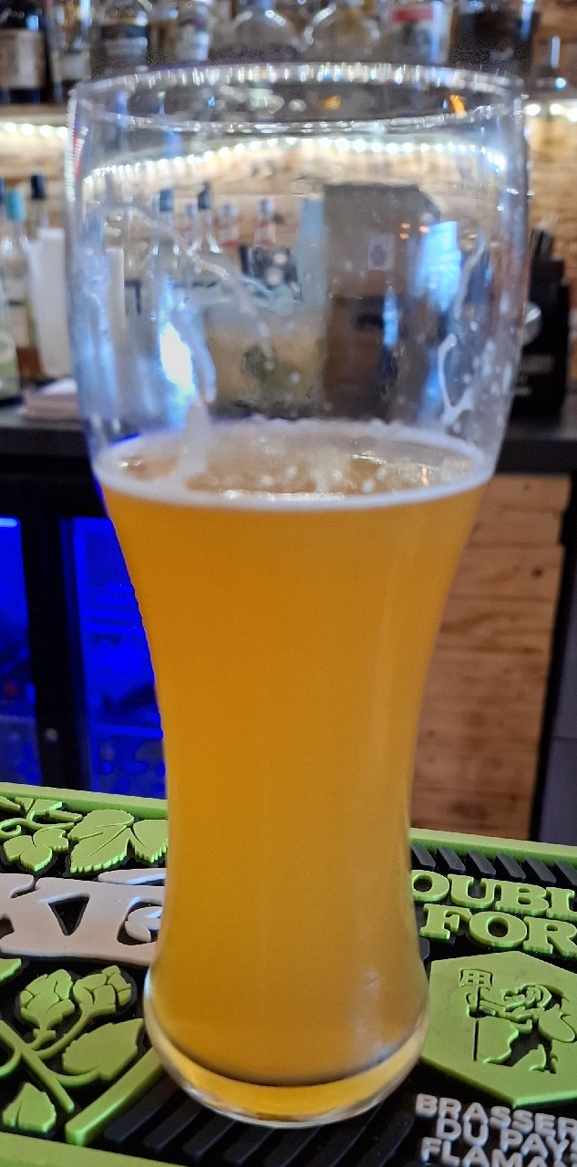 La Tricorne Blonde, Brasserie Félicité