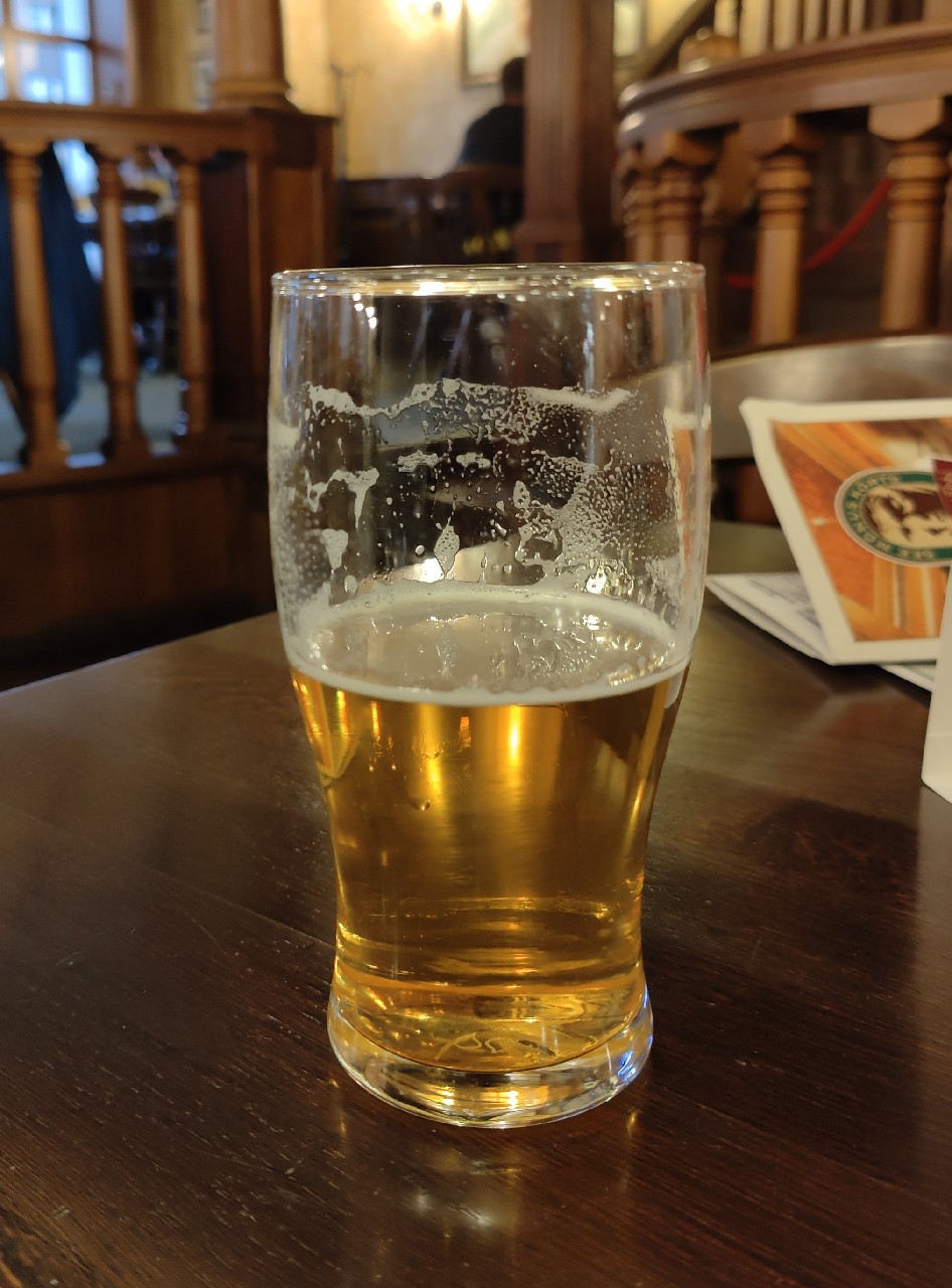 Vana Villem Kuldne Lager, Estonia