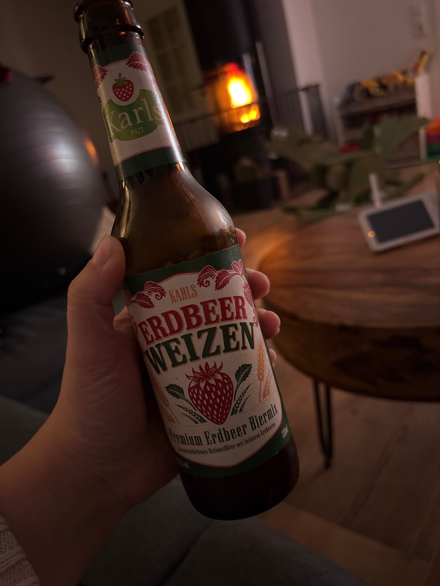 karls erdbeer weizen, Privatbrauerei Metzler