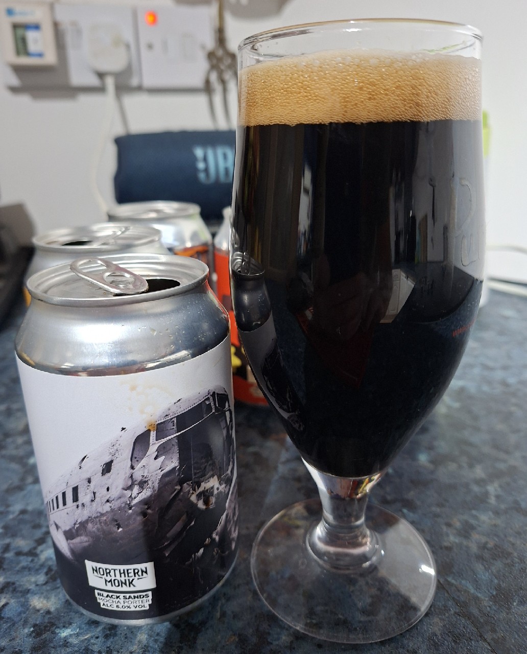Black Sands // Tom Joy // Chipp Coffee Co // Mocha Porter, England