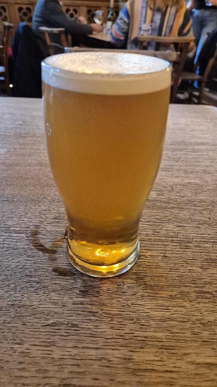 Creekside Session IPA, England