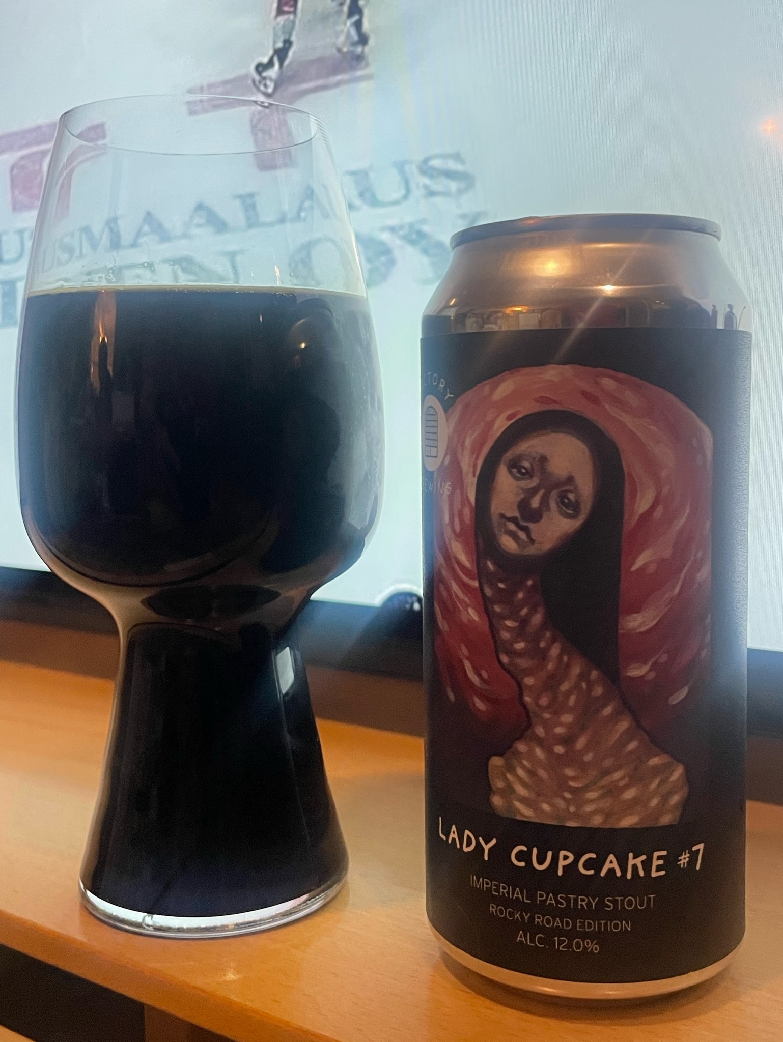 Lady Cupcake #7 (Rocky Road), Finland