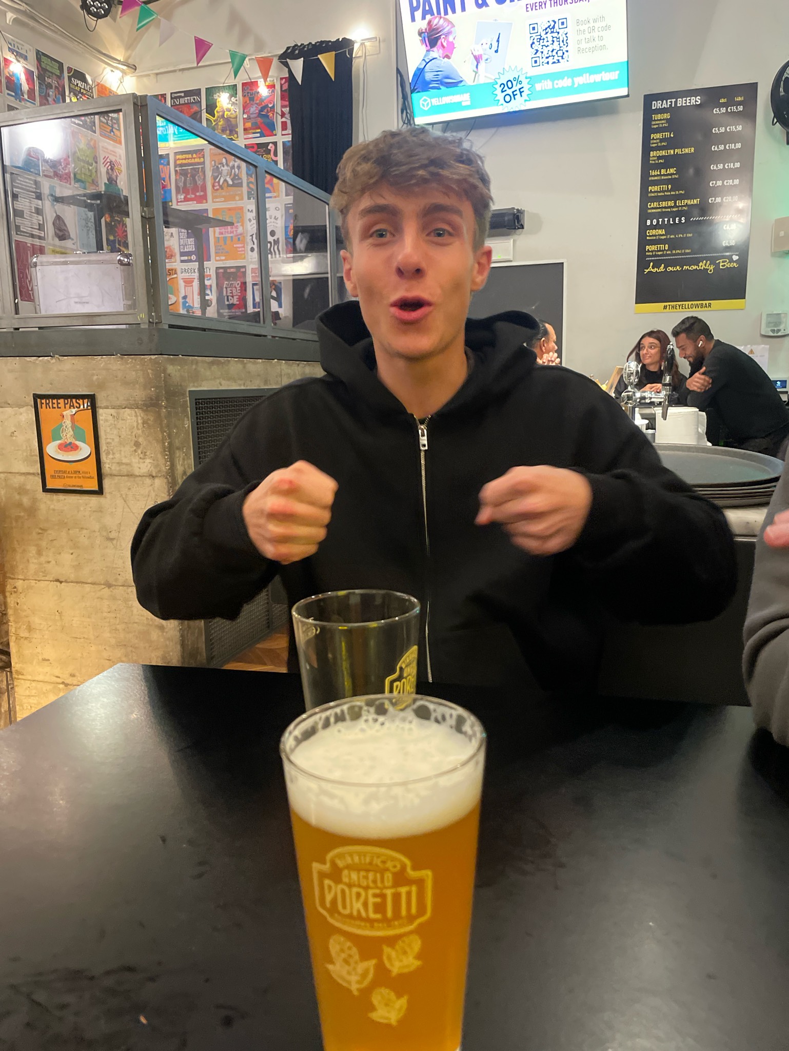 9 Luppoli American IPA, Italy