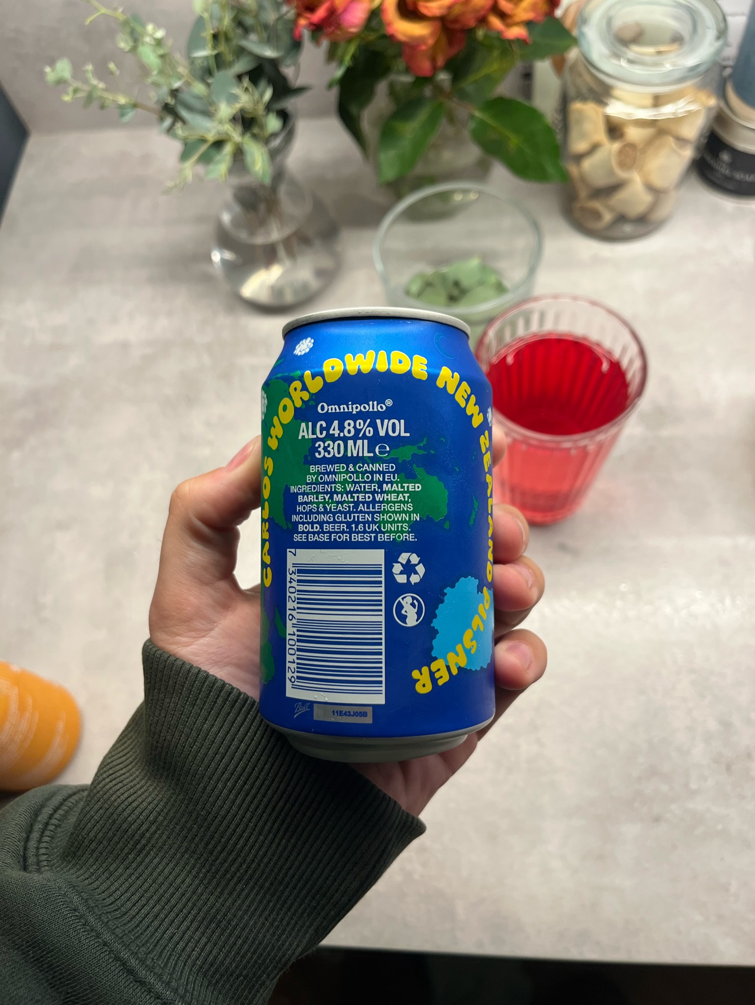 Carlos Worldwide, Sweden