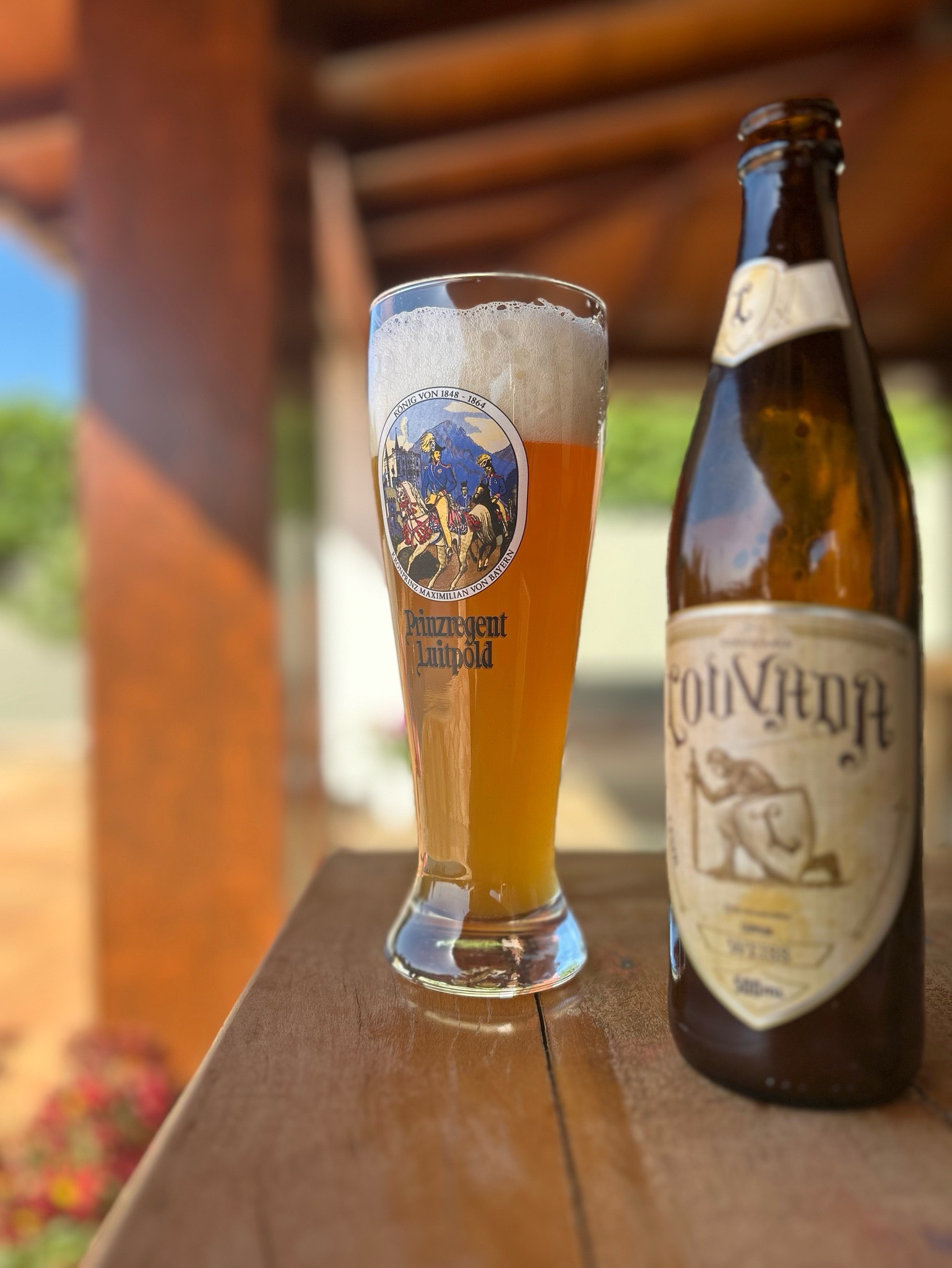 Louvada Weiss, Louvada