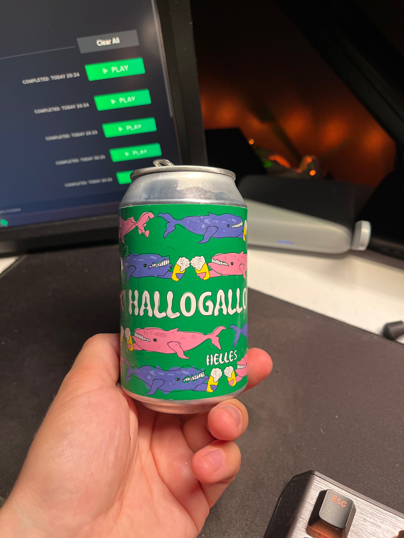 Hallogallo, Free Assembly