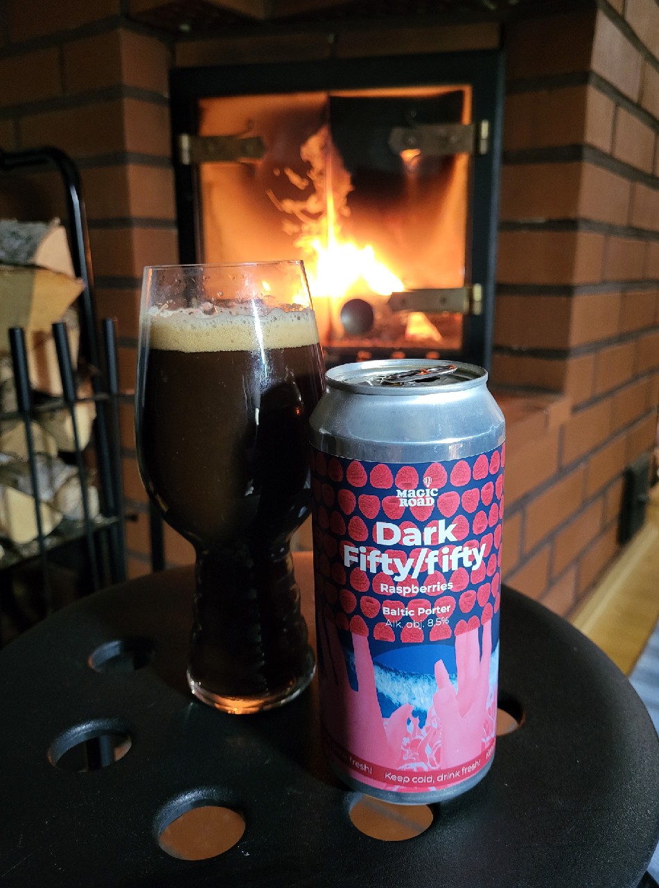 dark fifty/fifty: Raspberries, Magic Road