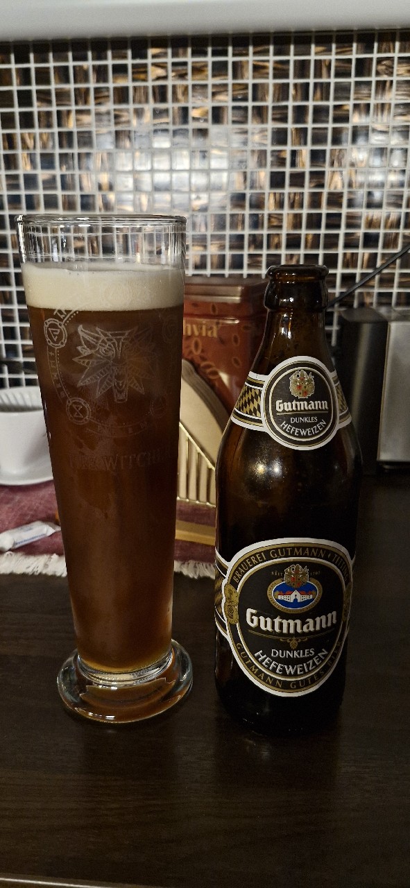 Gutmann Dunkles Hefeweizen, Germany
