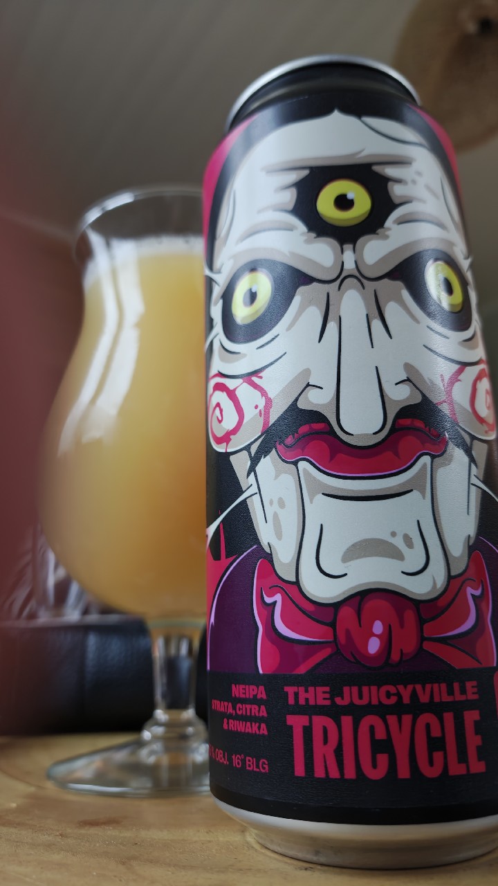 Tricycle (The Juicyville S01E07), Poland