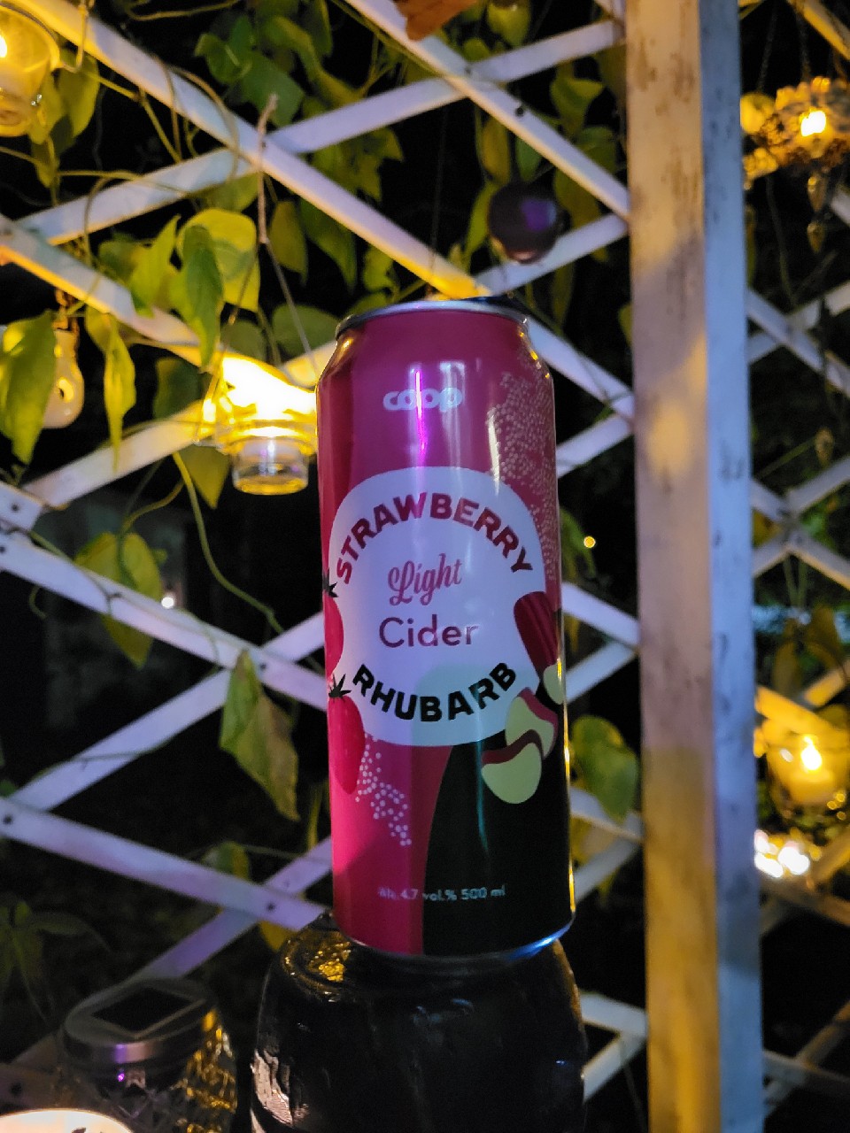 Coop Strawberry Rhubarb Light Cider, Finland