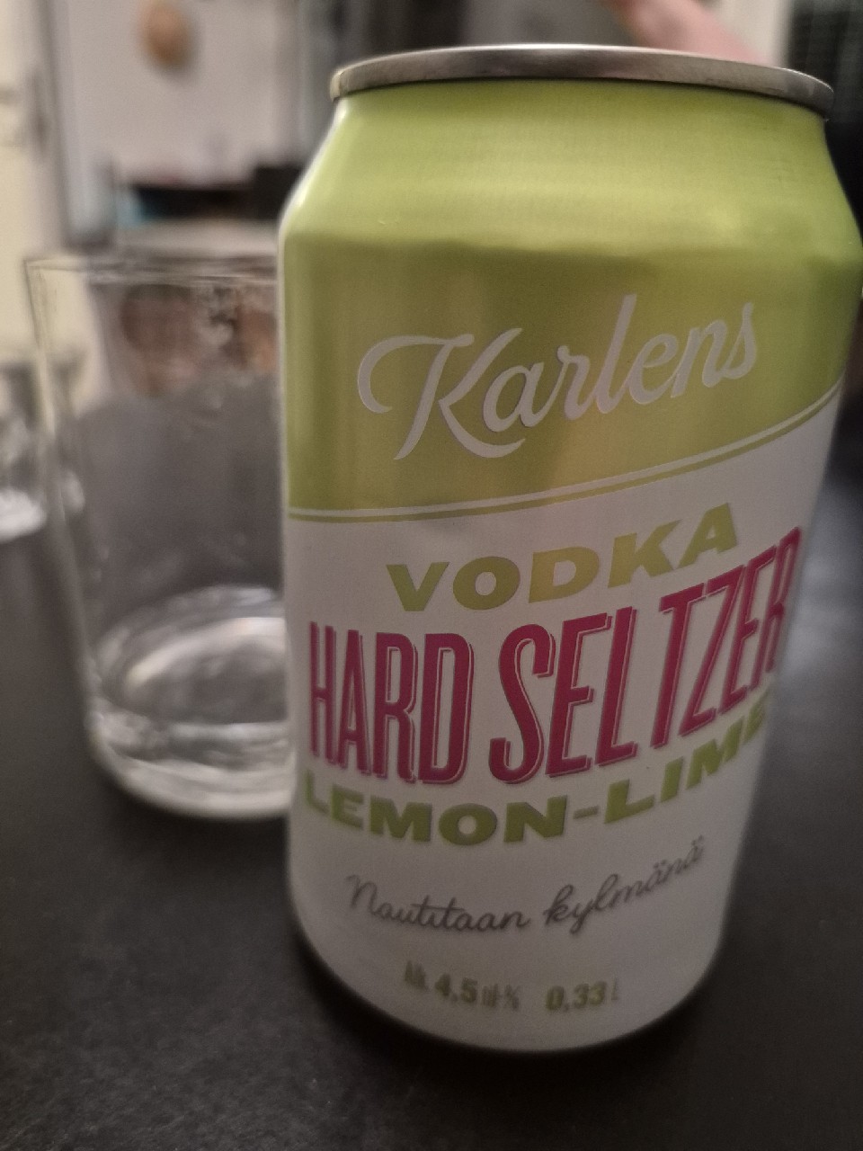 Karlens Hard Seltzer Vodka Lemon-lime, Finland