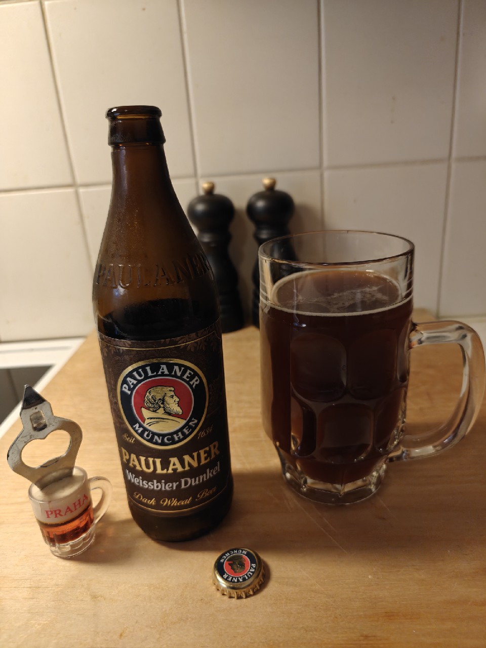 Paulaner Hefe-Weißbier Dunkel, Germany