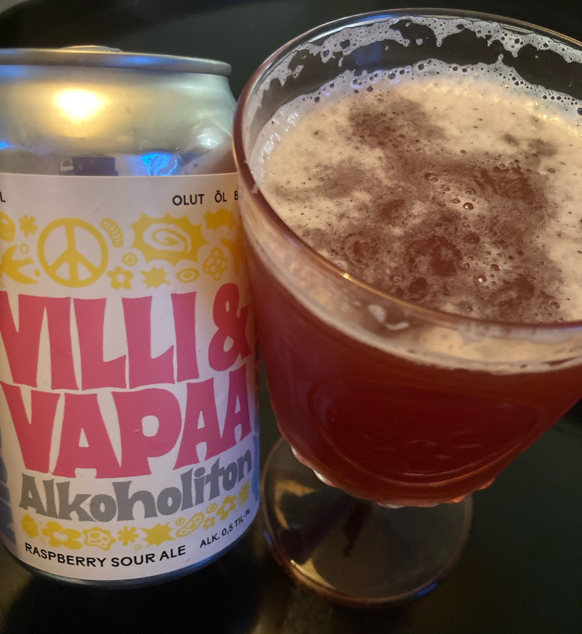 Villi & Vapaa Alkoholiton Raspberry Sour Ale, Finland