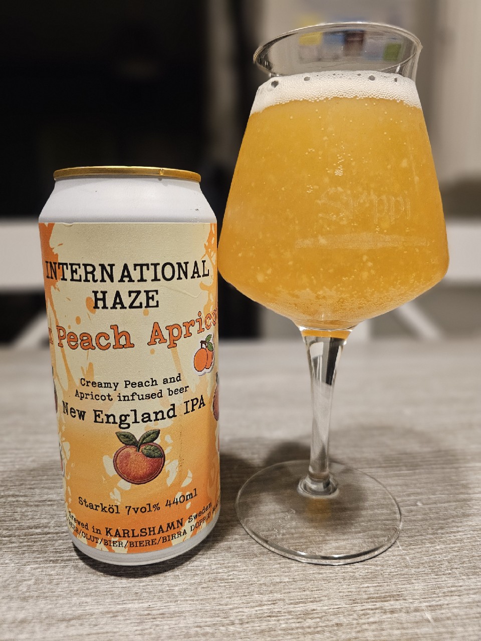 International Haze 2x Peach Apricot, Sweden