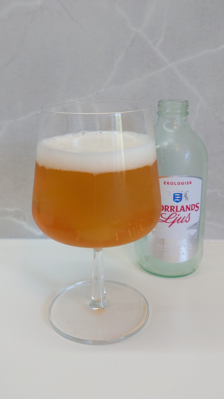 Norrlands Guld Ljus 4.7%, Sweden