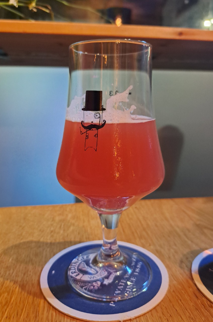 Kyttälän Happosirkus – Pellen Marjapussi Vol. 2, Finland