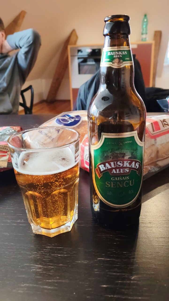 Gaisais sencu, Bauskas Alus