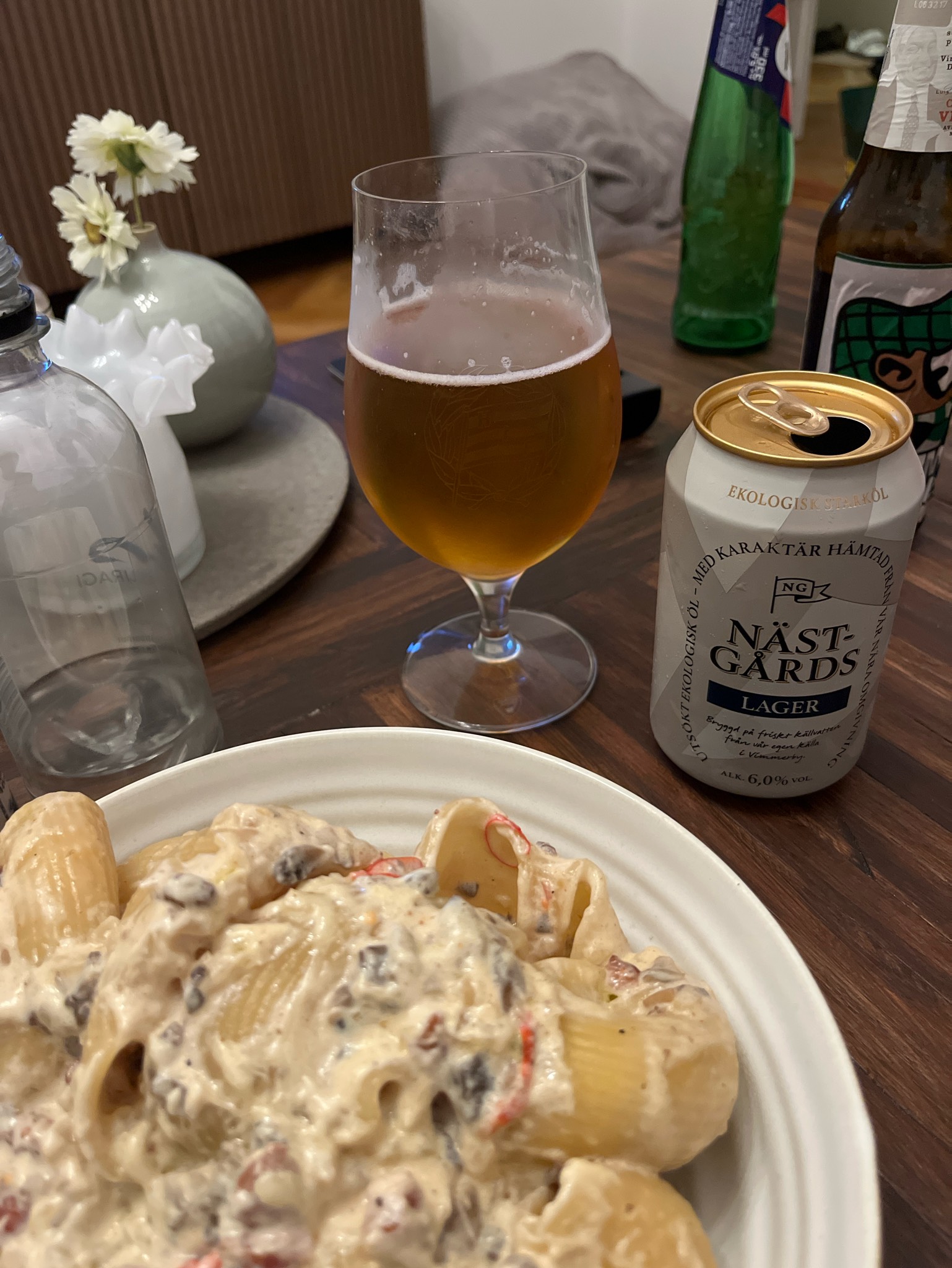 Nästgårds Lager, Sweden