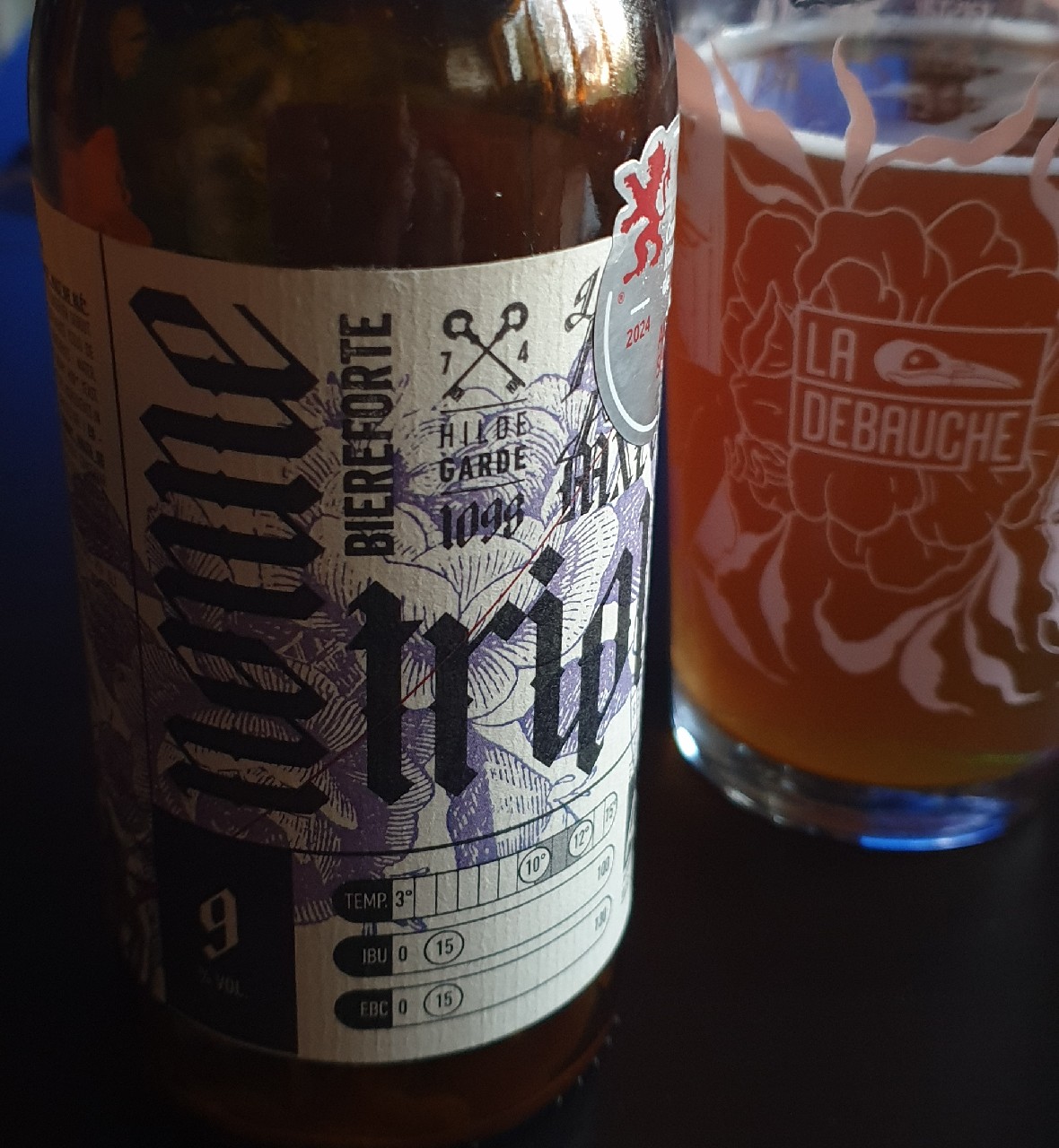 Nonne Triple, France