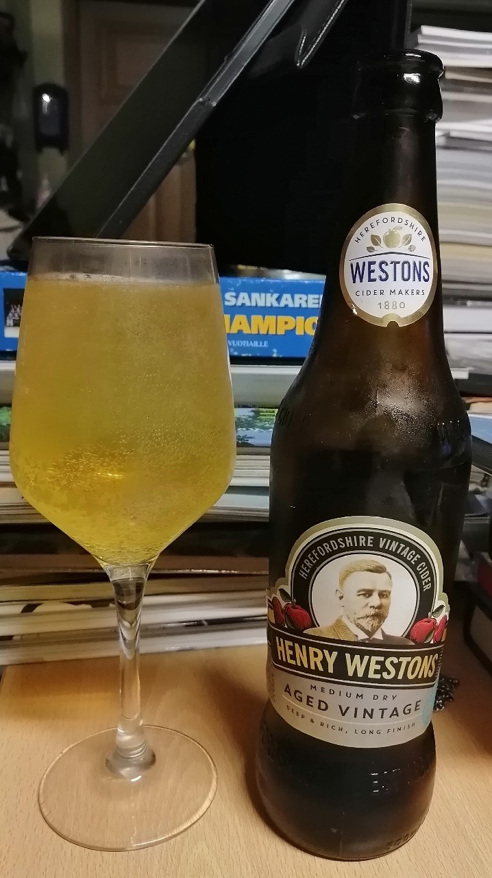 Henry Westons Aged Vintage Medium Dry 2023, Westons Cider