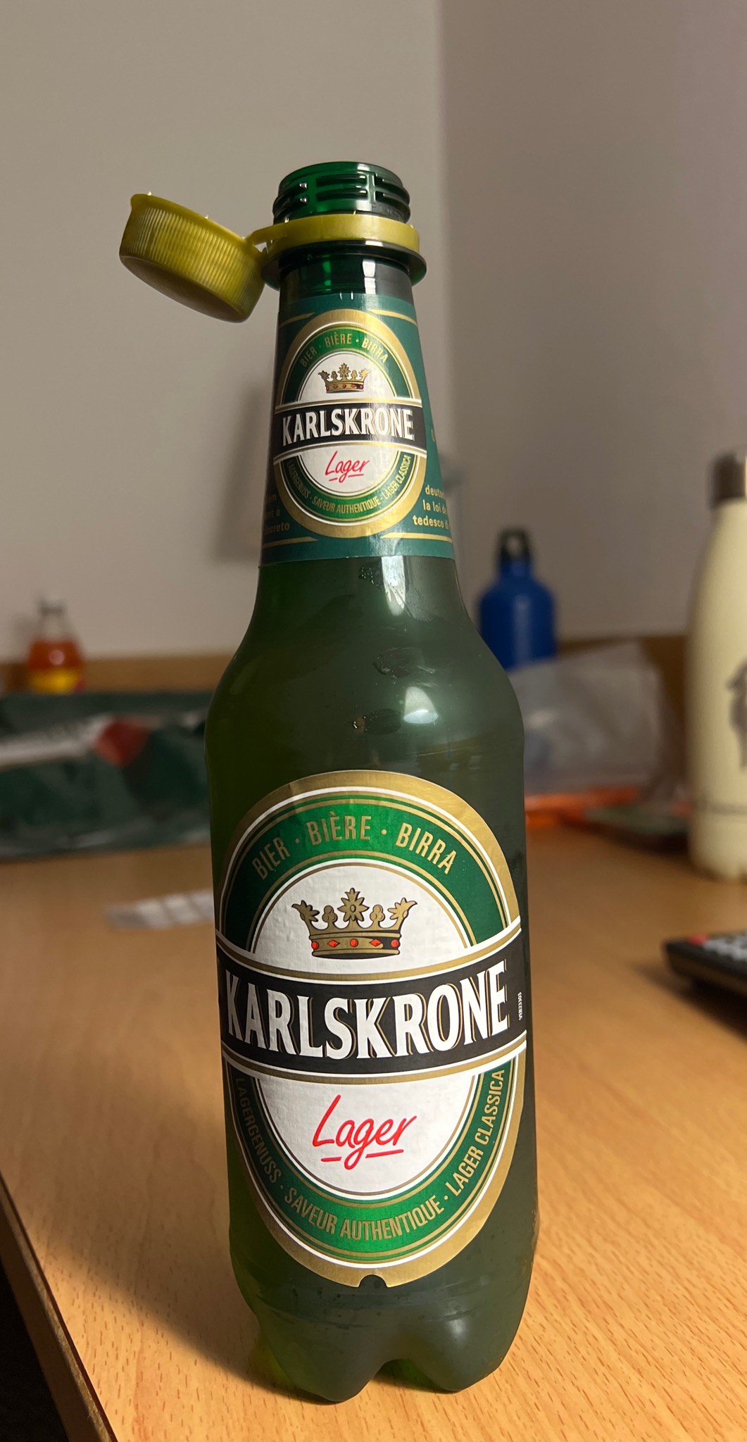 Schultenbräu Pils/ Karlskrone Lager, Frankfurter Brauhaus (TCB Beverages)