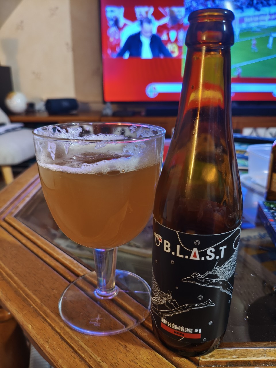 Éphémère #1, B.L.A.S.T (Brasserie Lyonnaise Artisanale Sexy & Trash)