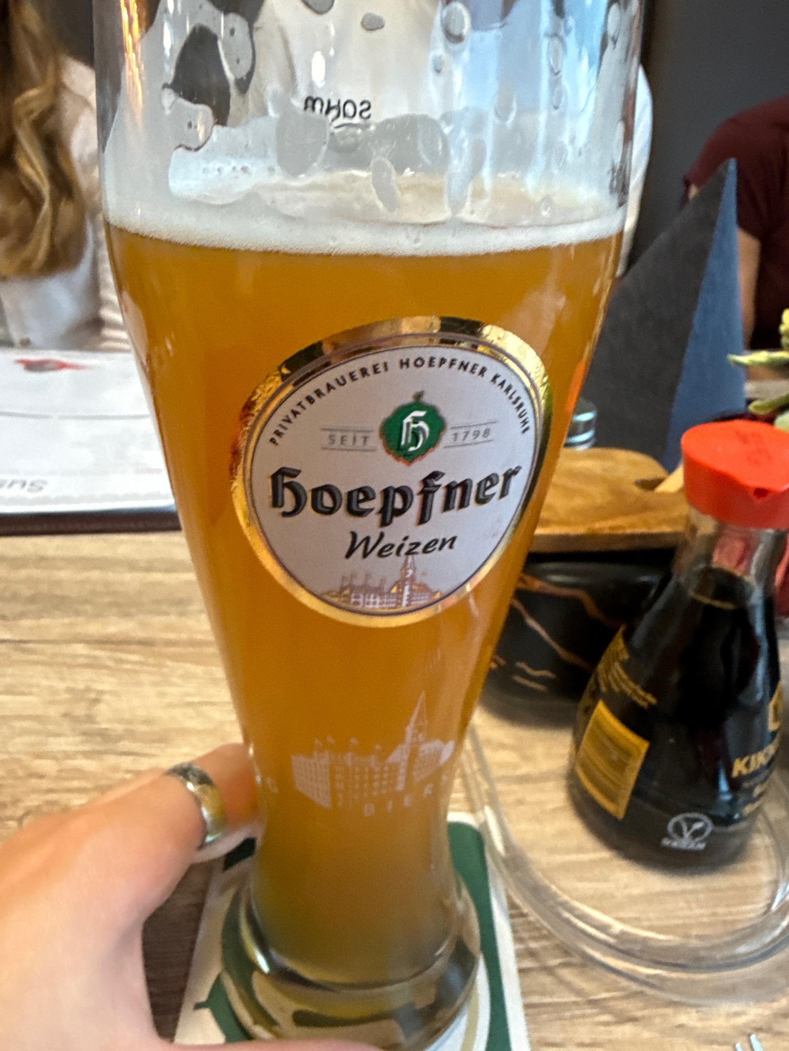 Hoepfner Hefeweizen Naturtrüb, Privatbrauerei Hoepfner