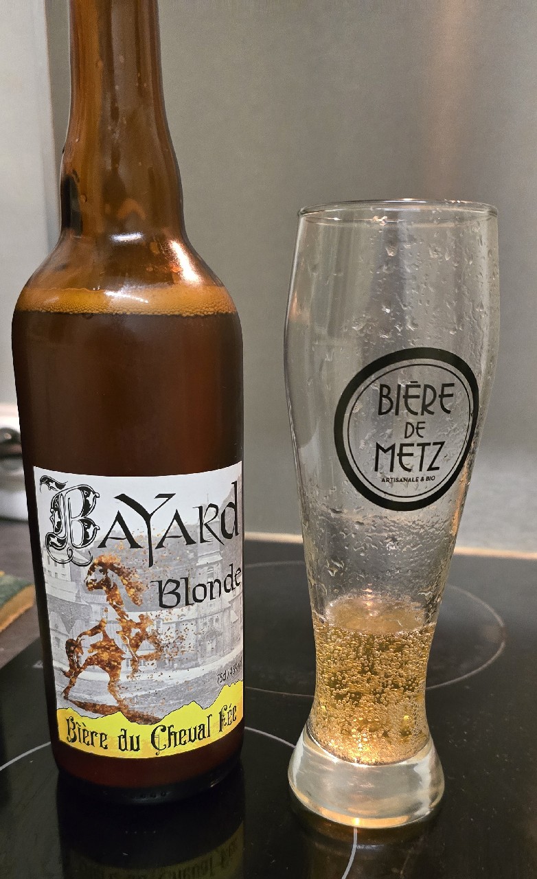 Bayard Blonde Bière Du Cheval Fée, France