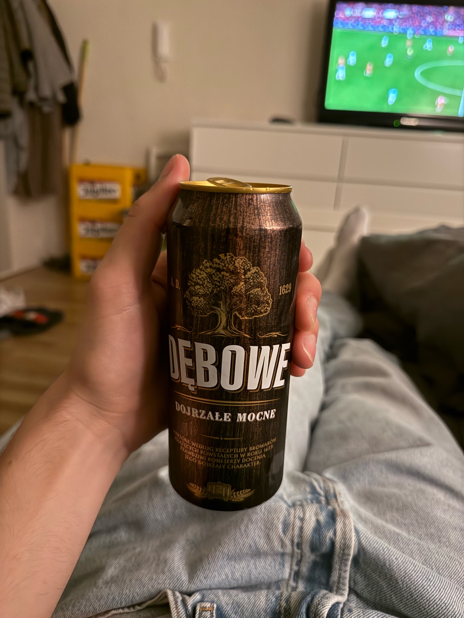 Dębowe Dojrzałe Mocne, Poland