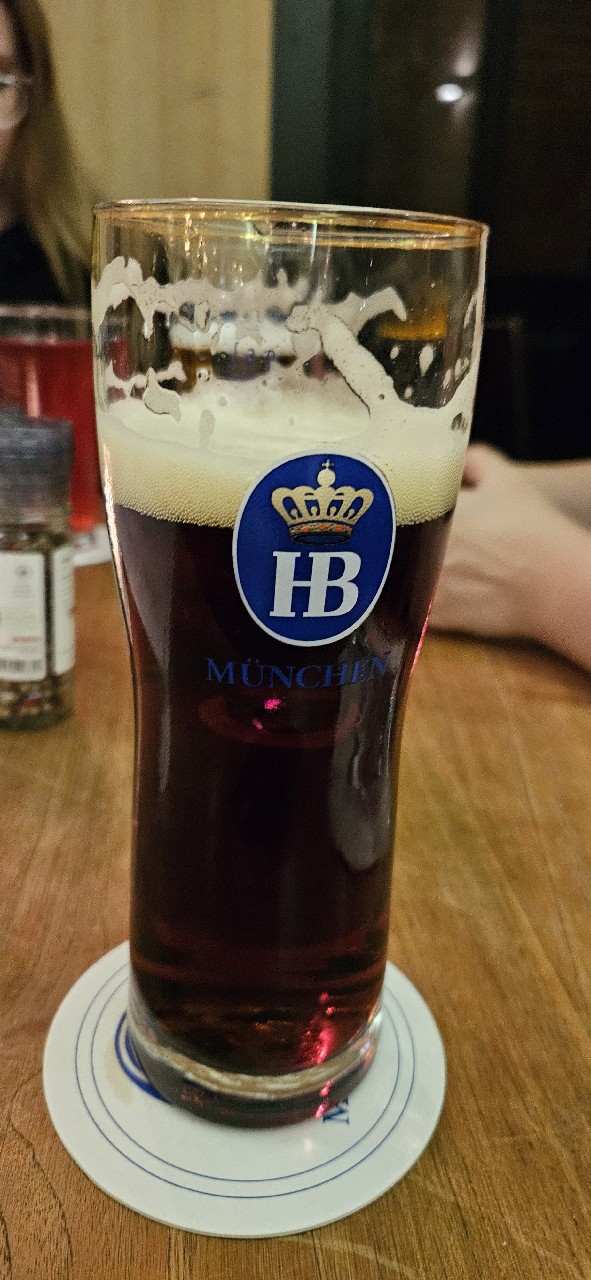 Hofbräu Dunkel / Dunkel Gold, Germany