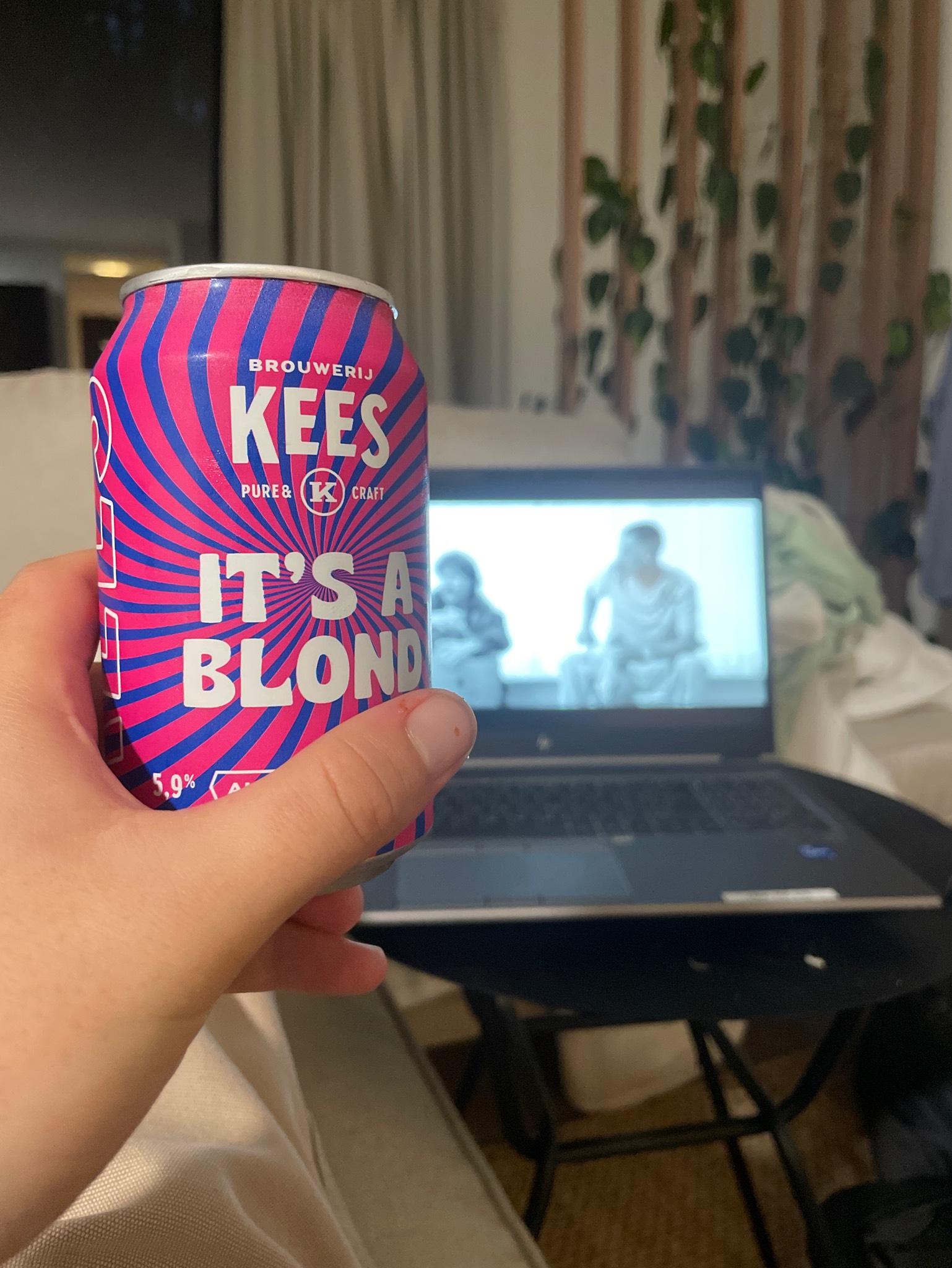 It's a Blond, Netherlands