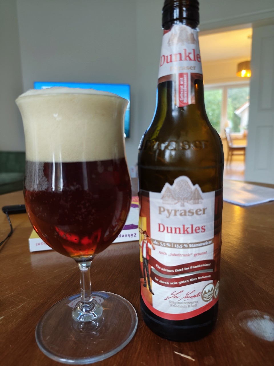 Pyraser Dunkles, Pyraser Landbrauerei