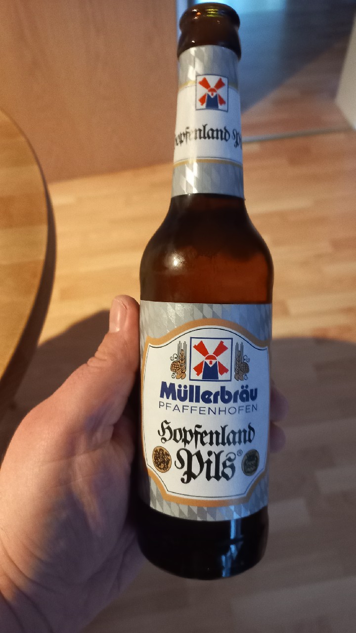 Premium Hopfenland Pils, Müllerbräu Pfaffenhofen