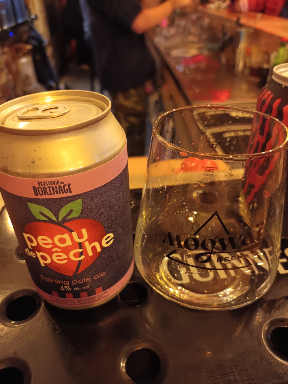 Peau de Pêche, Belgium