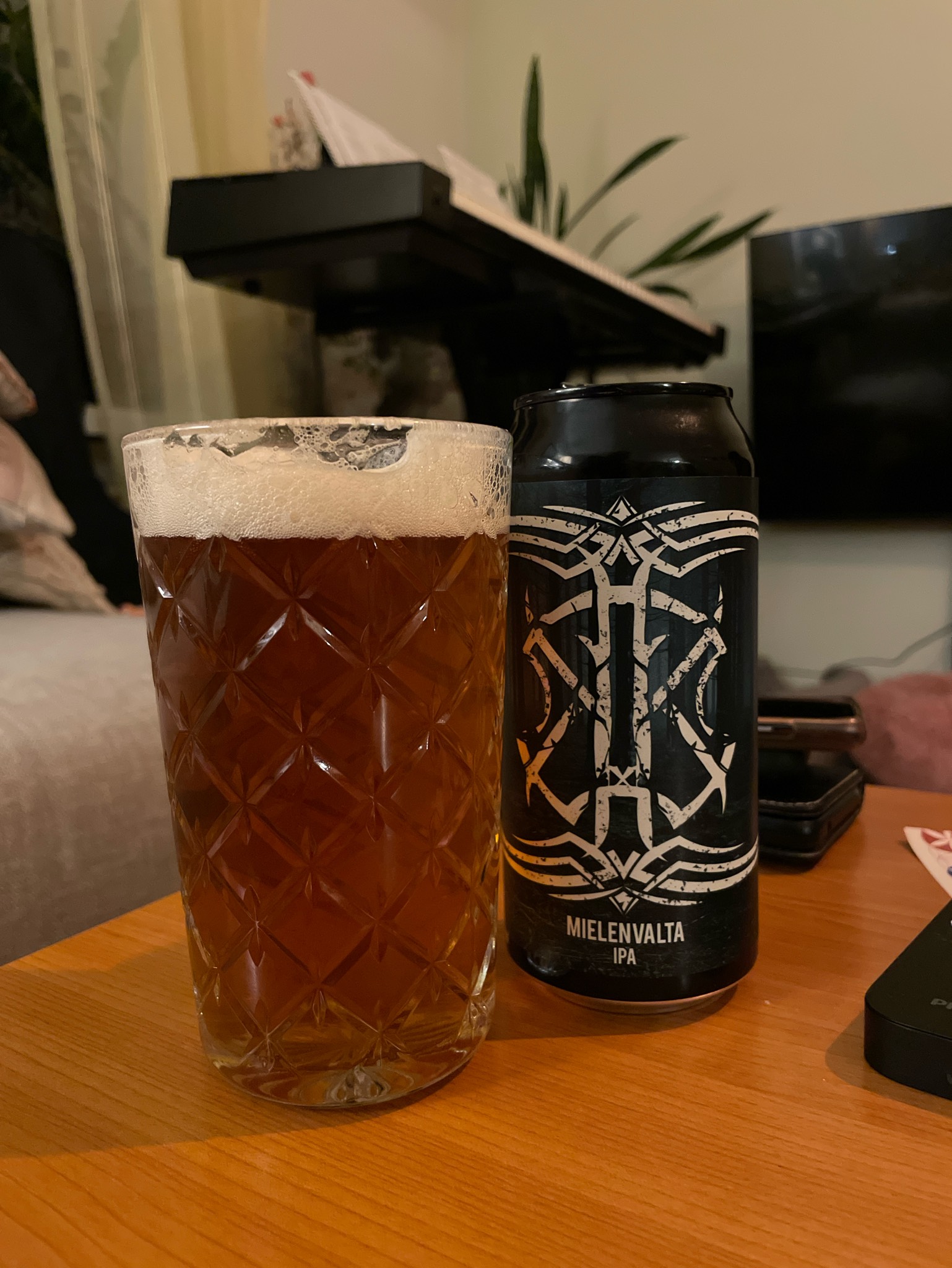 Kaunis Kuolematon: Mielenvalta, Finland