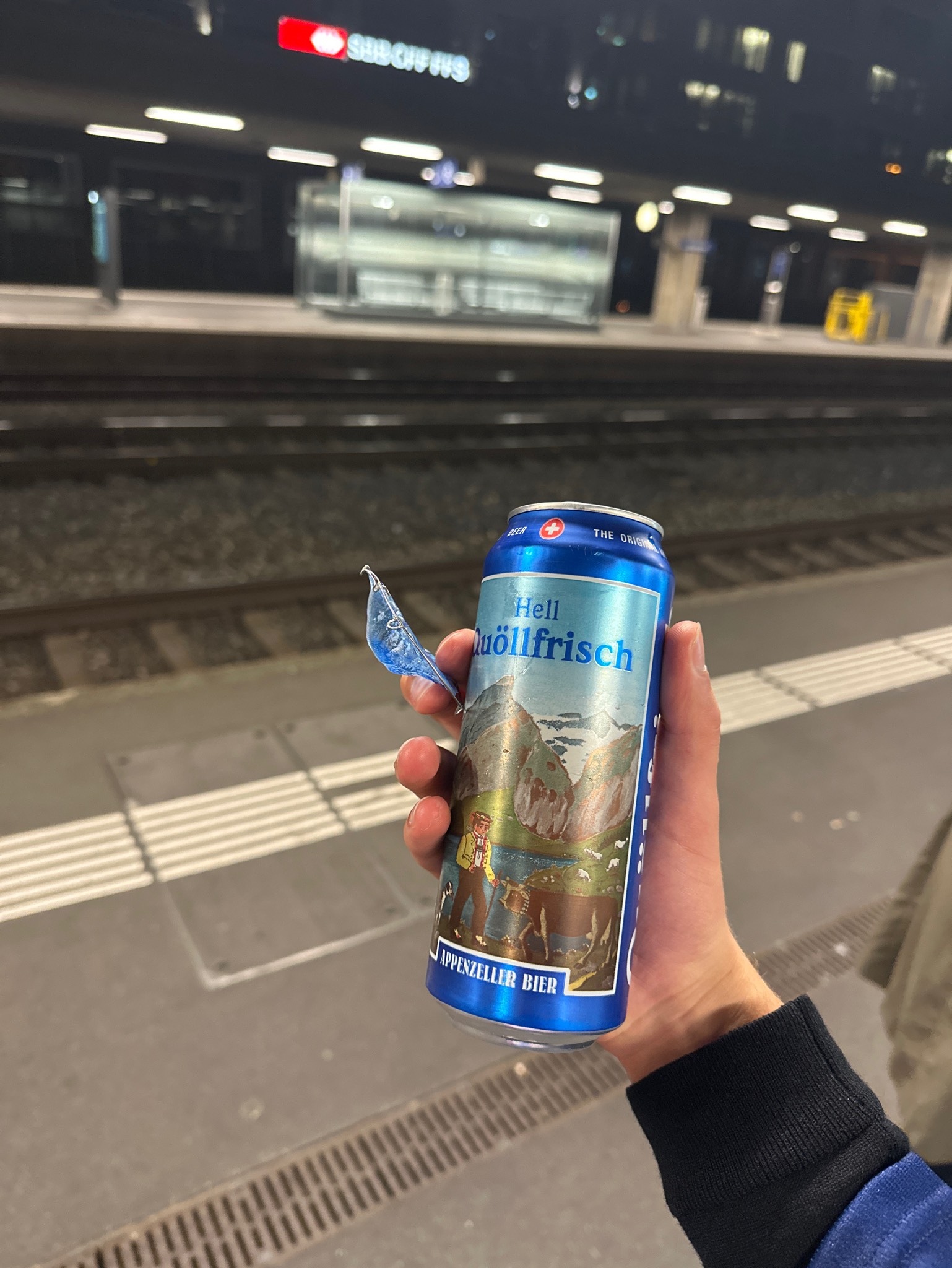 Hell Quöllfrisch, Brauerei Locher (Appenzeller)