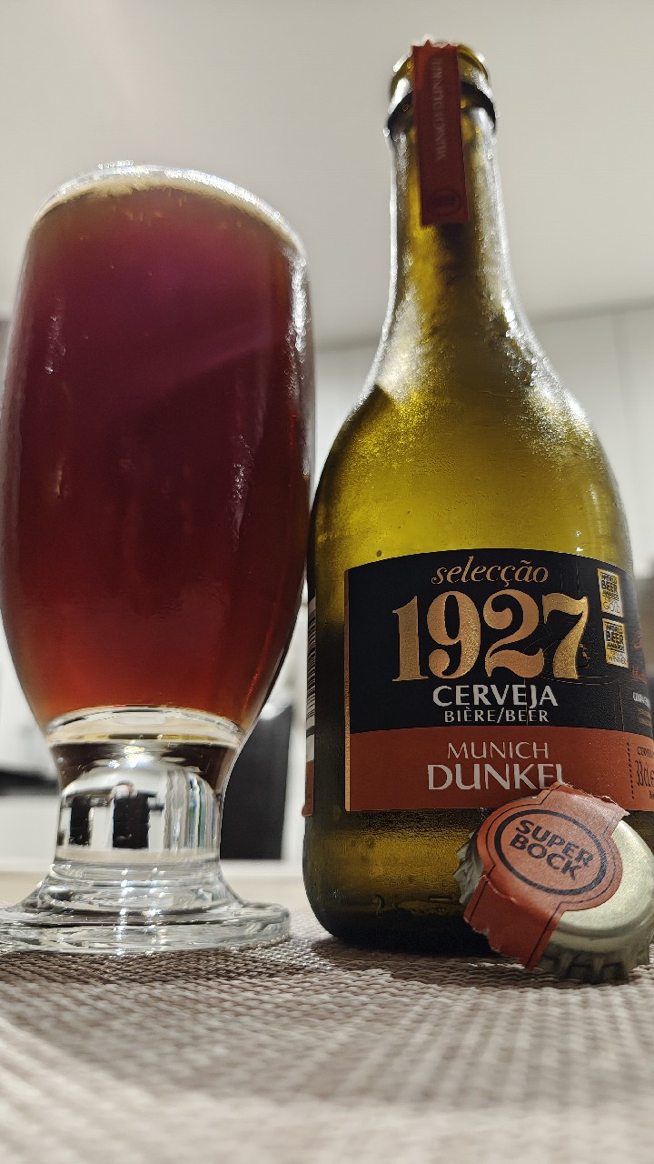 Super Bock Selecção 1927 Munich Dunkel, Portugal