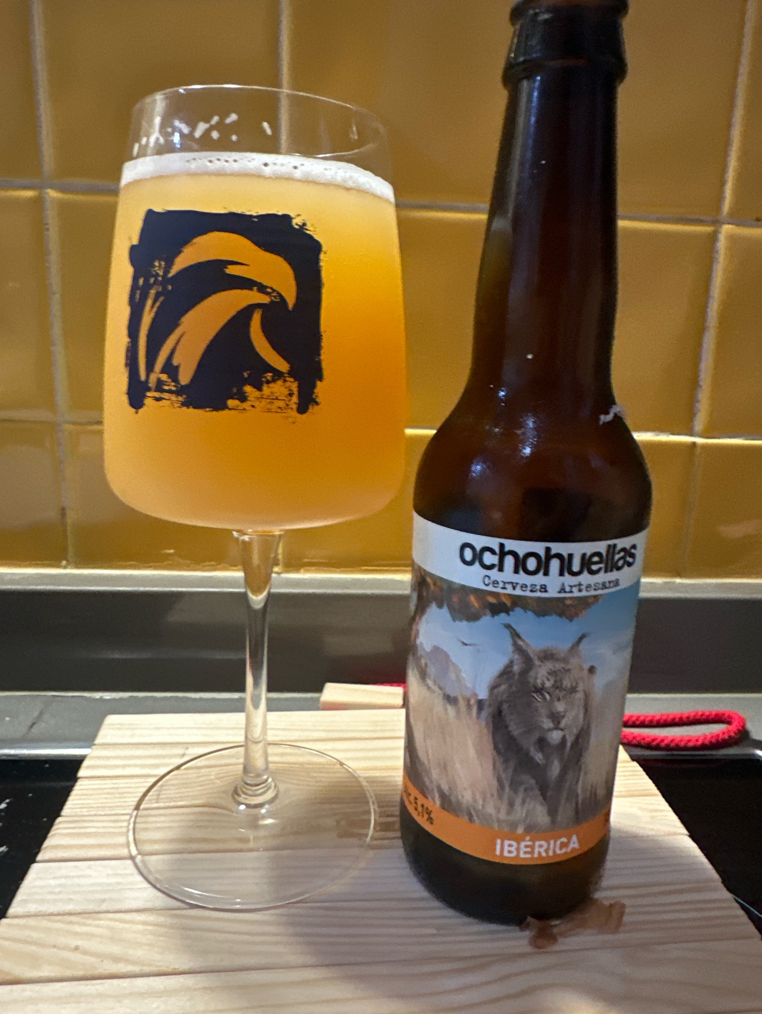 Ibérica, OchoHuellas