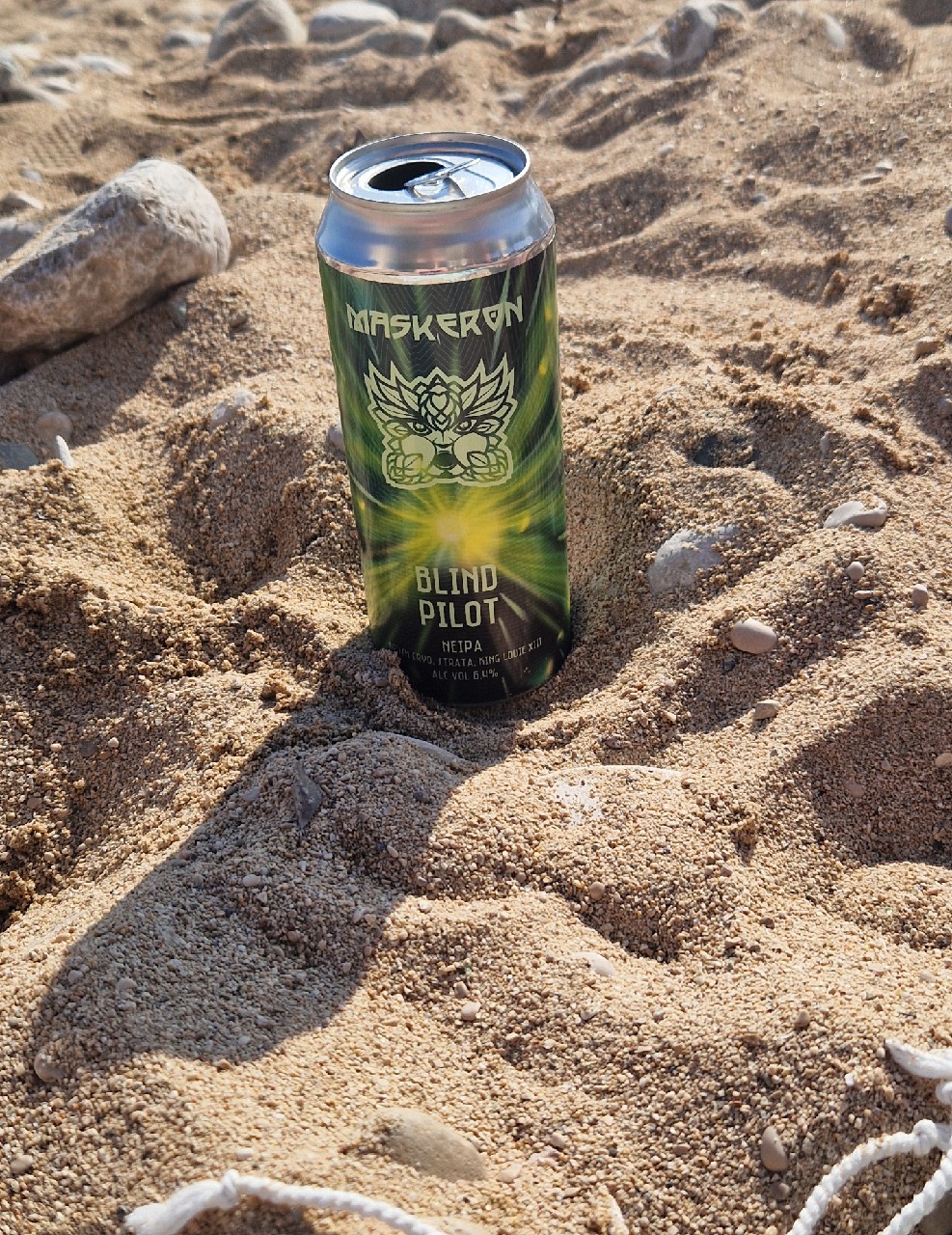 Blind Pilot, Maskeron