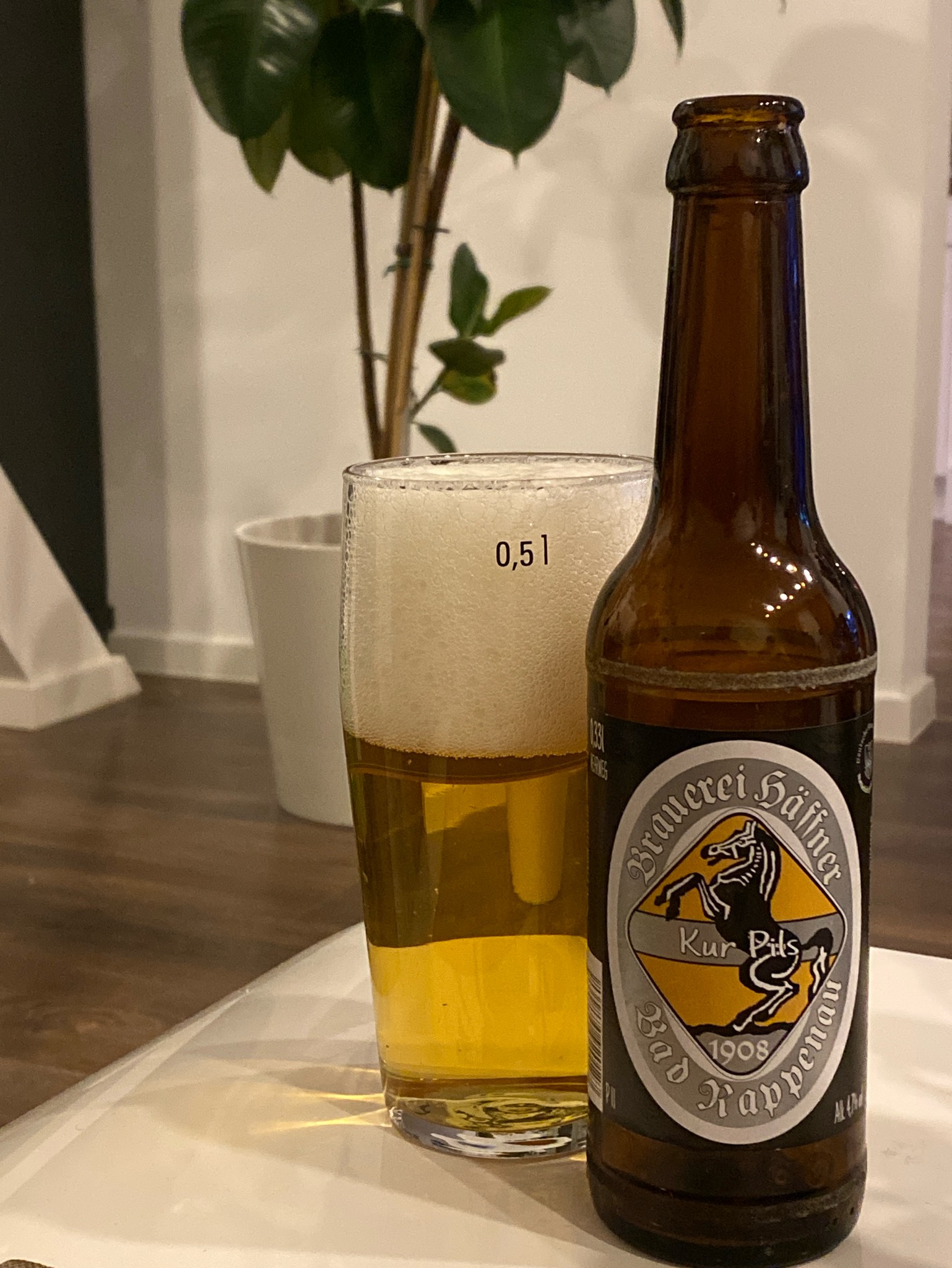 Häffner Kur Pils, Häffner Bräu - Hopfenstopfer