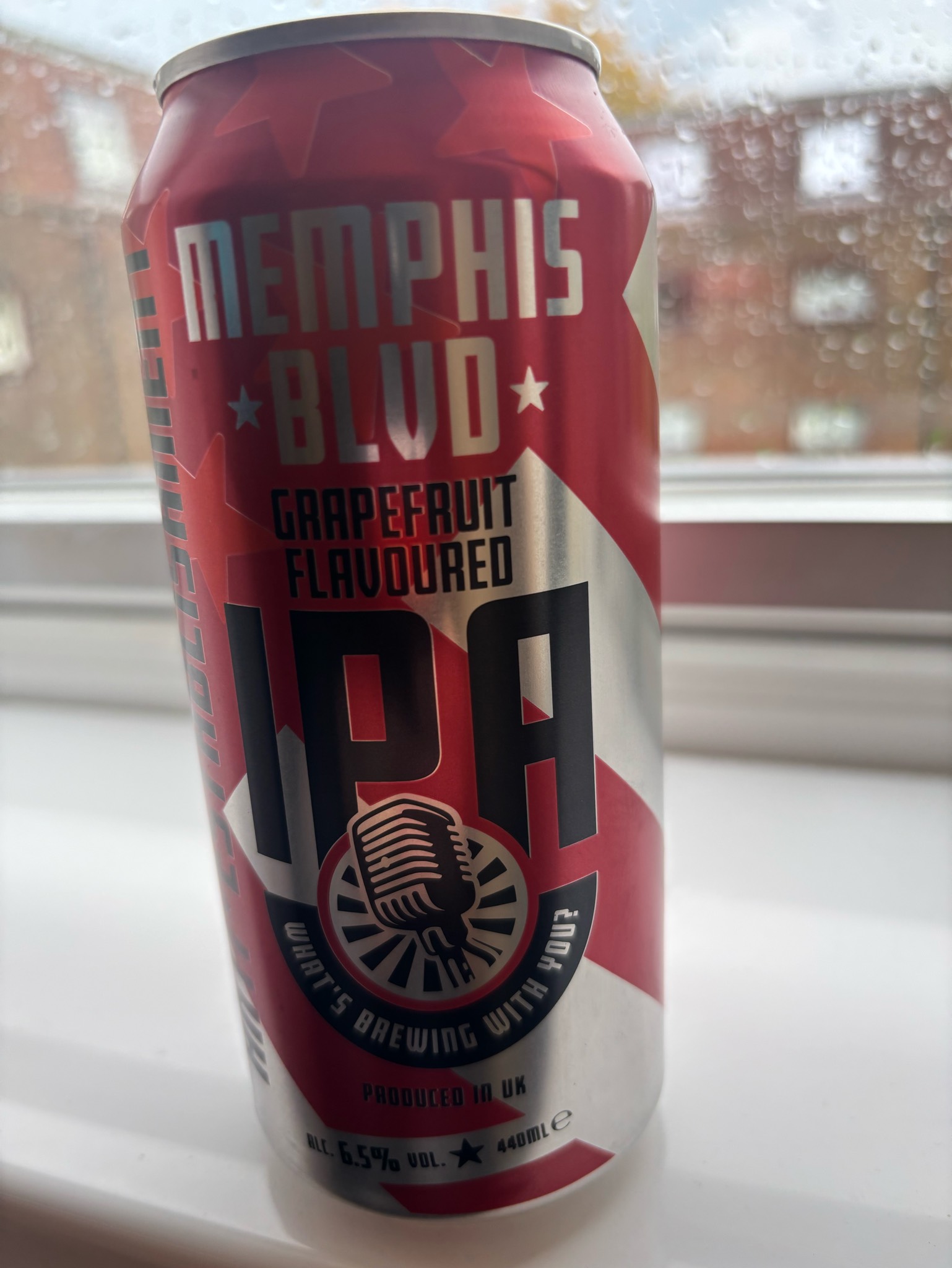 Memphis blvd, Anti Establishment